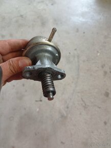 Benzínová pumpa OPEL - 4