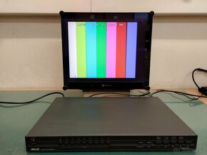 Pelco MX4009CD lze použít k odeslání video signálu až z 9 CC - 4