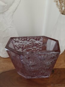 Váza z lisovaného skla - Václav Hanuš - 4