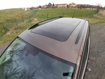 VW Sharan 2,0tdi 125kw DSG Panoramaticke okno - 4