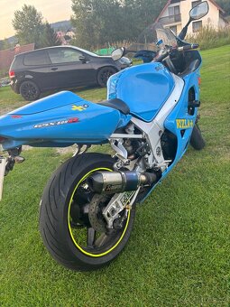Suzuki GSXR 600 - 4