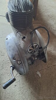 Motor Jawa 250 353 - 4