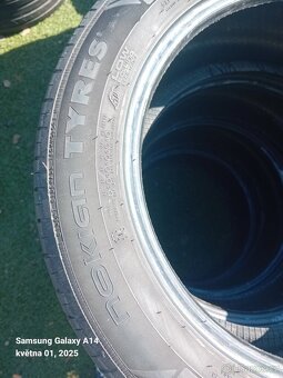 205/55-16 Nokian - 4