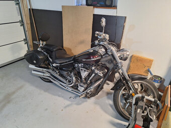Yamaha XV 1900 Raider - 4
