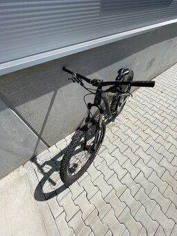 Giant trance 29 - 4