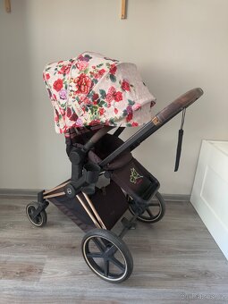 Sportovní kočárem Cybex priam Spring Blossom light s přísluš - 4