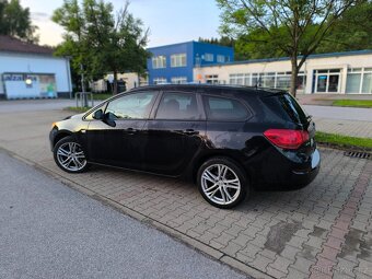 Opel Astra J - 4