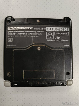 Malá konzole Nintendo GameBoy Advance SP - 4