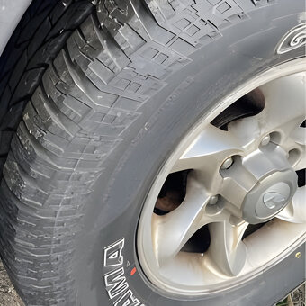 2006 Hyundai Terracan - 4