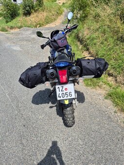 Yamaha XT 660r - 4
