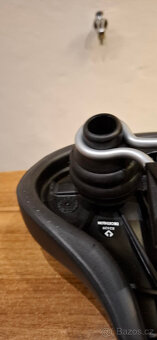 DECATHLON Gelové sedlo na městské kolo - 4