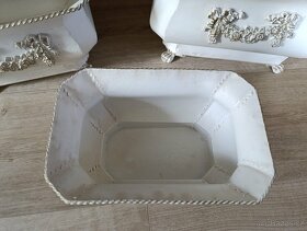 Sada kovových květináčů ve stylu Baroka - 4