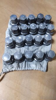 Originální sada alu kol Ford + pneumatiky - 4