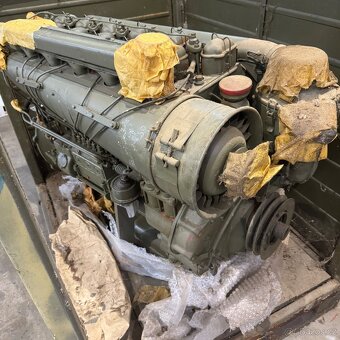 Motor pv3s V3S vojenska ulozenka - 4