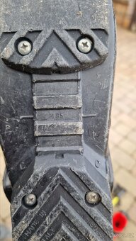 Dětské lyže a lyžáky - 4