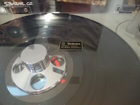gramofon Technics SL 1500 - 4