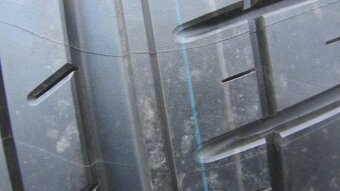 Letní pneu 275/40/19 Michelin - 4