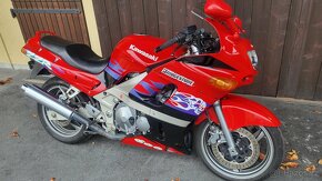 Kawasaki ZZR 600 - 4