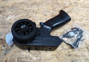 RC Jeep Cherokee 1:12 - 4