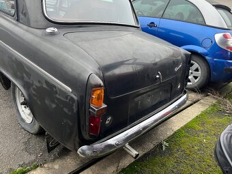 Ford Anglia 101e - 4