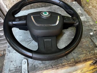 Volant Superb 2 - 4