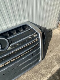 Maska audi q7 15-20 s-line naraznik Mrizka chrom - 4