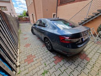 Škoda Superb 2.0 TDI 110kw - 4