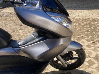 Honda pcx 125 2011 - 4