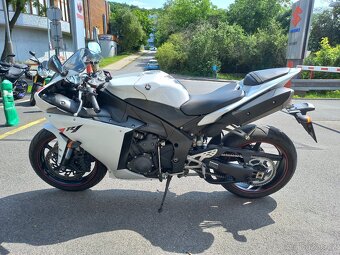 Yamaha R1 (2011/18200km) - 4