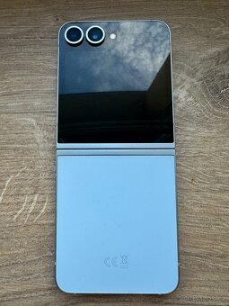 Samsung Galaxy Z Flip 6 – 512 GB / 12 GB – Blue - 4