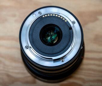 Objektiv Sony E 11 mm f/1,8 pro APS-C - 4