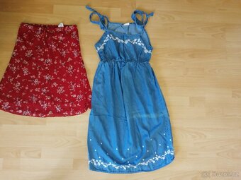 Dívčí šaty a sukně, vel. 152-158-164 - 4