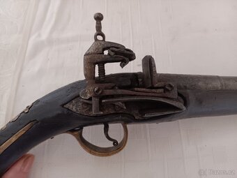 Křesadlová pistole - 4