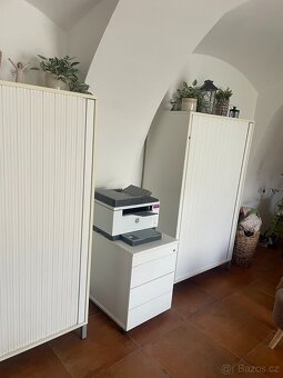 Kancelářský nábytek - 4