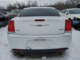 CHRYSLER 300C - 4