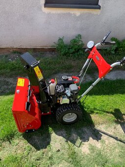 Benzínová sněhová fréza s pojezdem - HECHT 9555 SE - 4