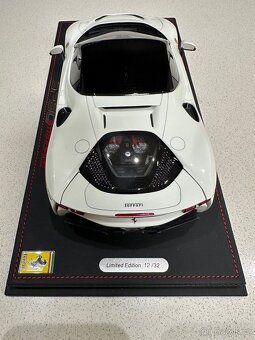 Predám model BBR Ferrari SF90 Stradale 1:18 - 4