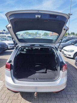 VW Passat - 4