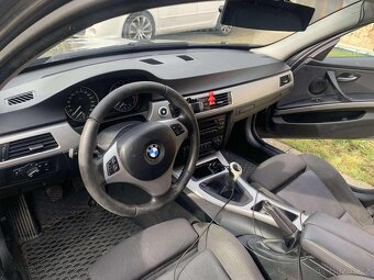 BMW e90 318d 90kw - 4