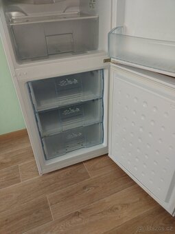 Lednička s mrazákem Beko - 4