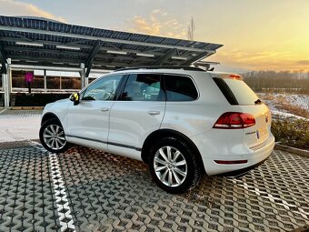 Touareg 3.0 V6 180 kW Exclusive nezávislé topení, vzduch - 4