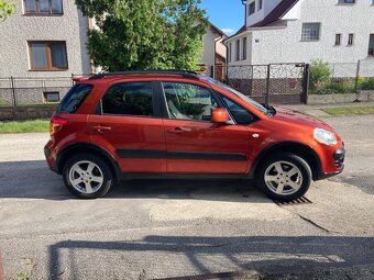 SUZUKI SX4 1,6i 4x4 88 kw plná výbava tažné bezkličkové DO - 4