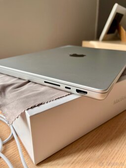 MacBook Pro 14” M1 Pro 2021 - výkonnější varianta - 4
