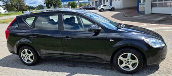 KIA CEED COMBI 1,6 16v 2009 AUTOKLIMA, REZERVACE - 4