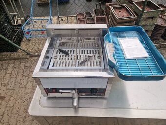 2x Teppanyaki gril plyn 14,9 KW a 17 litrů fritéza - 4