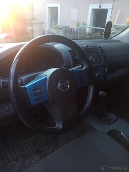 Prodám Nisan Navara r. v. 2007 2.5 diesel - 4