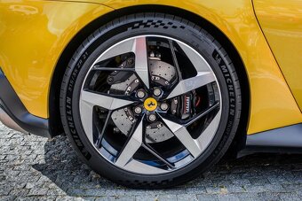 Nikon D5200 + 18-55, 35 mm optika - 4