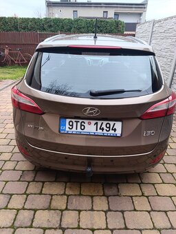 Hyundai i30 kombi - 4