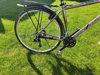 Silniční jízdní kolo 4EVER credit - 4