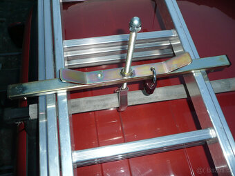 držák žebříku na auto - 4